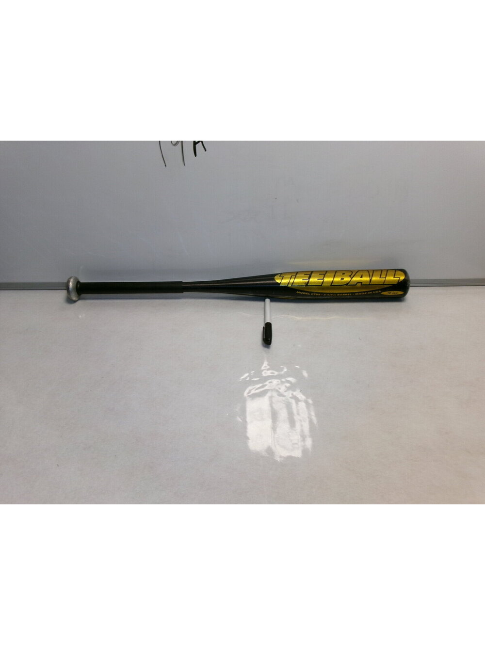 Vintage Yellow Black Golf Putter Club Unique Collectible